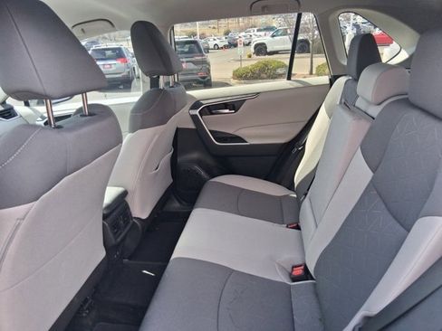 Certified 2021 Toyota RAV4 XLE w/ Carpet Mat Package (TMS) image 9