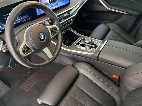 Certified 2025 BMW X5 sDrive40i w/ M Sport Package RWD image 4
