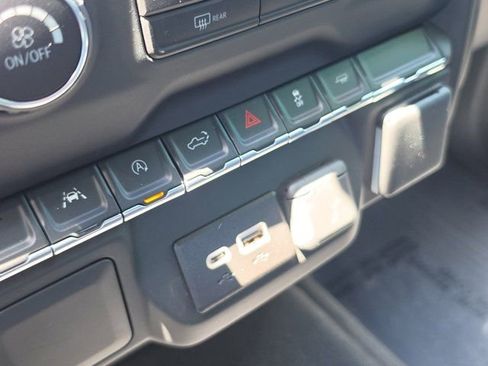 Used 2026 Chevrolet Silverado 1500 Custom RWD image 26
