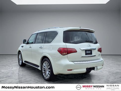 Used 2015 INFINITI QX80 2WD w/ Deluxe Technology Package image 2