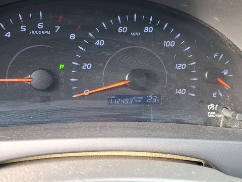 Used 2011 Toyota Camry LE image 18