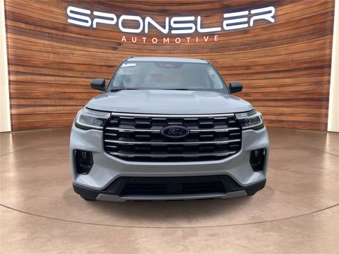 New 2026 Ford Explorer Active w/ Active Comfort Package AWD/4WD image 9