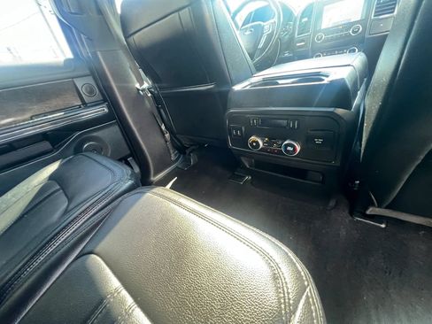 Used 2020 Ford Expedition Limited AWD/4WD image 32
