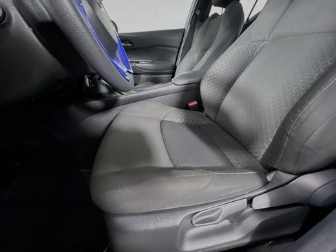 Used 2021 Toyota C-HR LE image 15