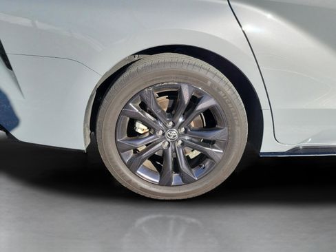 Certified 2024 Toyota Sienna XSE w/ XSE Premium Package image 29