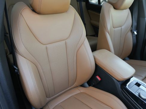 Certified 2024 BMW X3 xDrive30i w/ Premium Package AWD/4WD image 8