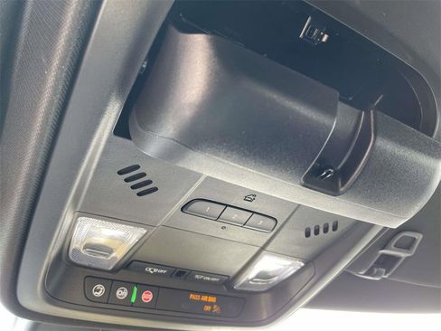 Used 2024 Cadillac XT4 Premium Luxury image 28