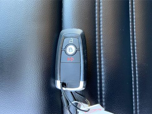 Used 2024 Ford Edge SEL AWD/4WD image 35
