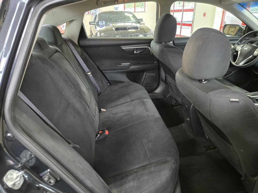 Used 2015 Nissan Altima 2.5 S w/ Power Driver Seat Package FWD image 24