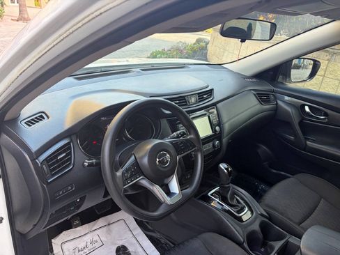 Used 2018 Nissan Rogue S FWD image 8