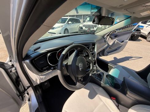 Used 2013 Kia Optima LX image 16