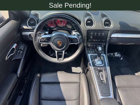 Used 2020 Porsche 718 Boxster RWD image 8