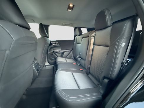 New 2026 Mitsubishi Outlander ES image 25