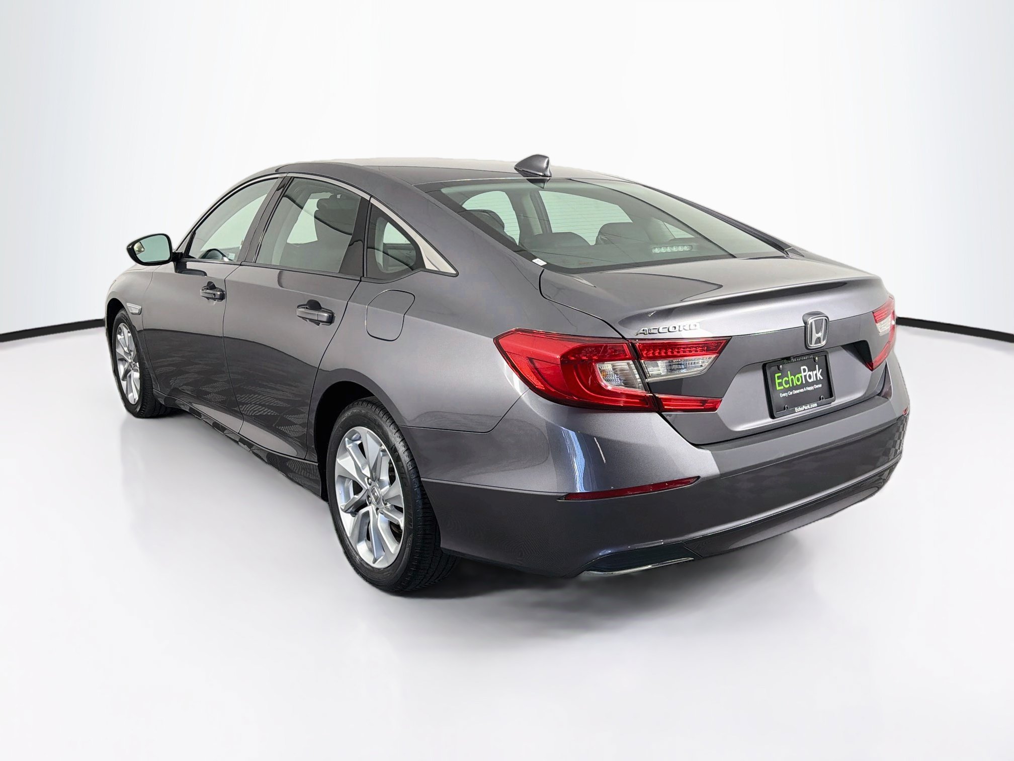 Used 2018 Honda Accord LX image 5