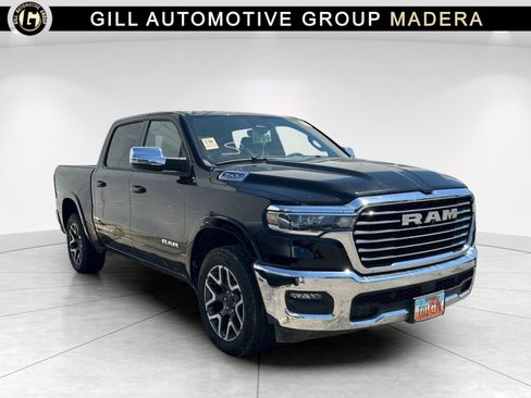 Used 2025 RAM 1500 Laramie AWD/4WD image 1