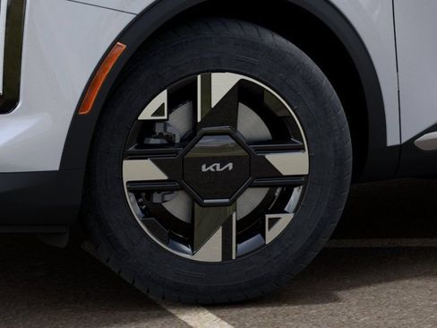 New 2026 Kia Sportage LX AWD/4WD image 9