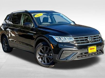 Used 2023 Volkswagen Tiguan SE
