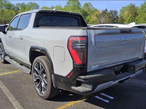 Certified 2024 GMC Sierra EV Denali AWD/4WD image 2