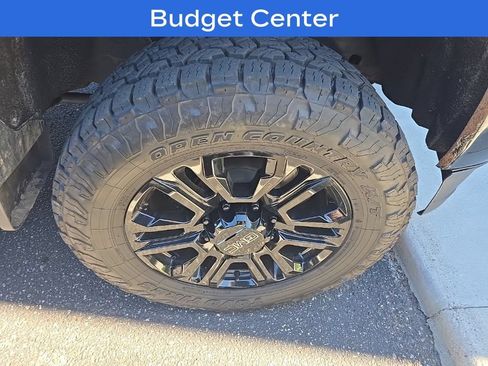 Used 2015 GMC Sierra 2500 SLT w/ Duramax Plus Package AWD/4WD image 5