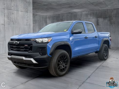 Certified 2025 Chevrolet Colorado Trail Boss AWD/4WD image 2