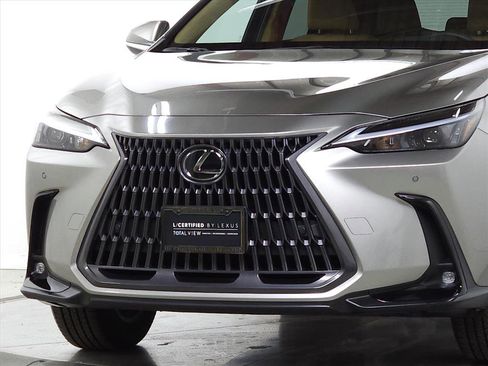 Certified 2025 Lexus NX 350 AWD image 4