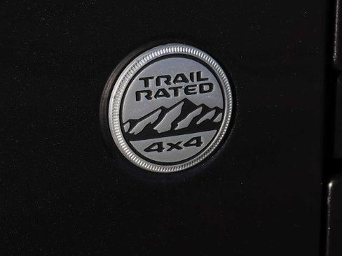 Used 2020 Jeep Wrangler Unlimited Sahara w/ Uconnect 4C Nav & Sound Group image 13