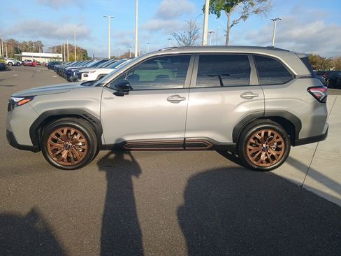 Used 2025 Subaru Forester Sport image 8