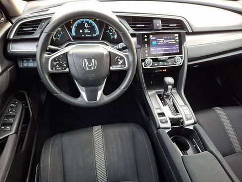 Used 2017 Honda Civic EX image 2