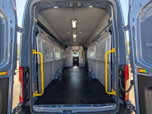 Used 2020 Ford Transit 250 Base image 7