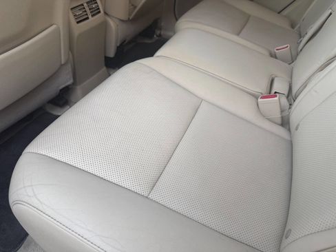 Used 2010 Lexus RX 350 2WD image 17