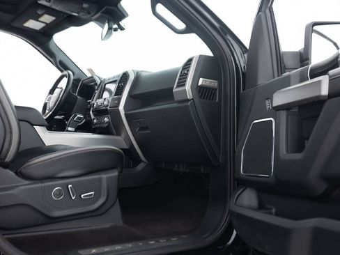 Used 2018 Ford F150 Platinum w/ Equipment Group 701A Luxury AWD/4WD image 35