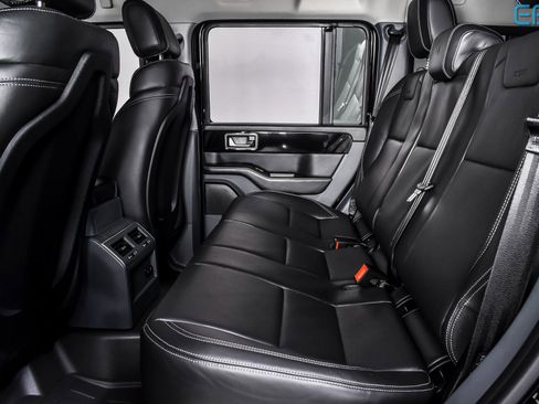 Used 2024 INEOS Grenadier Fieldmaster Edition image 18