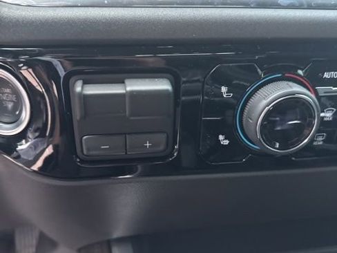 Used 2024 Chevrolet Silverado 1500 RST image 8