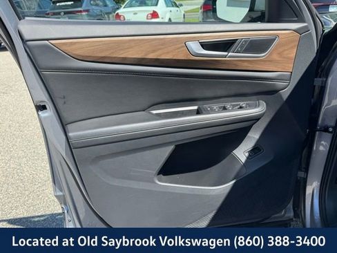 Used 2024 Volkswagen Atlas SE AWD/4WD image 35