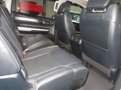 Used 2017 Toyota Tundra Platinum AWD/4WD image 33