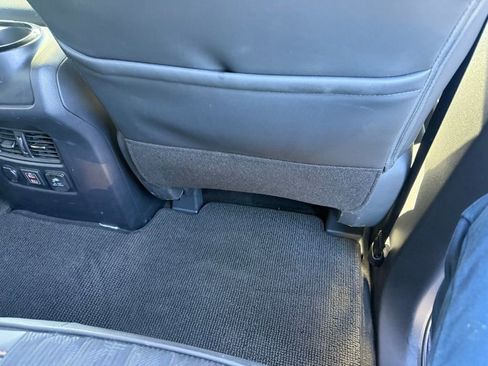 Used 2024 Nissan Titan PRO-4X w/ Pro-4x Utility Package image 18