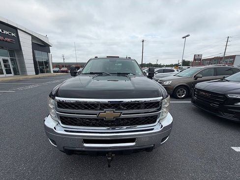 Used 2011 Chevrolet Silverado 3500 LTZ w/ LTZ Plus Package AWD/4WD image 10