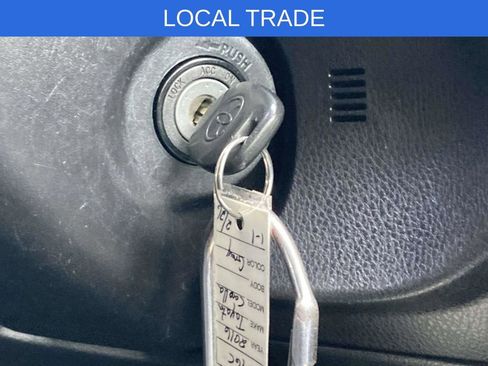 Used 2016 Toyota Corolla L image 23