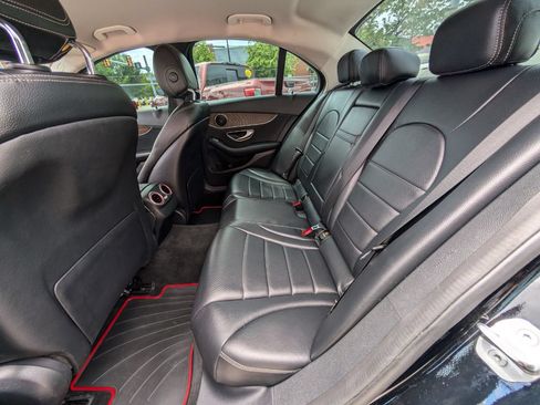 Used 2017 Mercedes-Benz C 300 4MATIC Sedan image 17