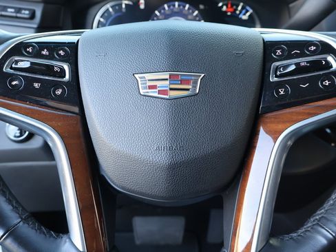 Used 2019 Cadillac Escalade Premium Luxury image 25