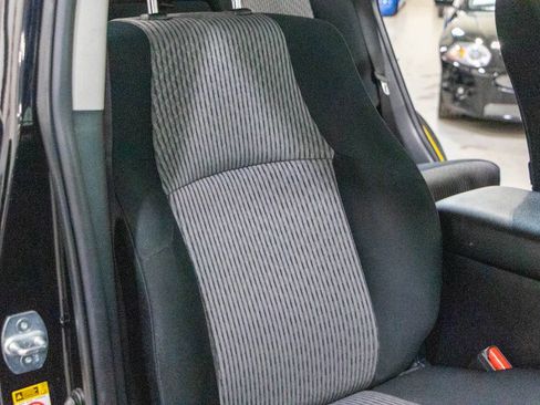 Used 2016 Toyota 4Runner SR5 image 34