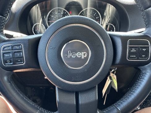 Used 2016 Jeep Wrangler Unlimited Sport AWD/4WD image 18