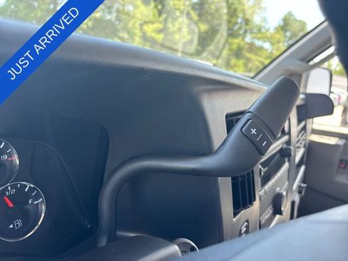 New 2026 Chevrolet Express 2500 Extended w/ Enhanced Convenience Package RWD image 18