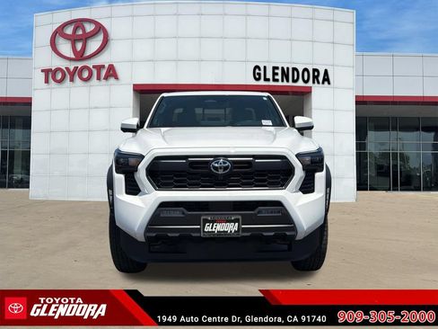 New 2026 Toyota Tacoma TRD Off-Road AWD/4WD image 3