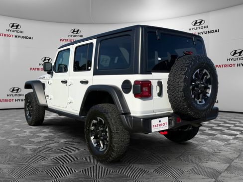 Used 2025 Jeep Wrangler Unlimited Rubicon AWD/4WD image 5