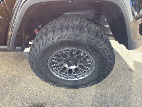 Used 2023 Jeep Gladiator Mojave w/ LED Lighting Group image 10