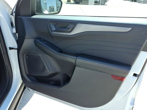 Used 2024 Ford Escape Active image 7