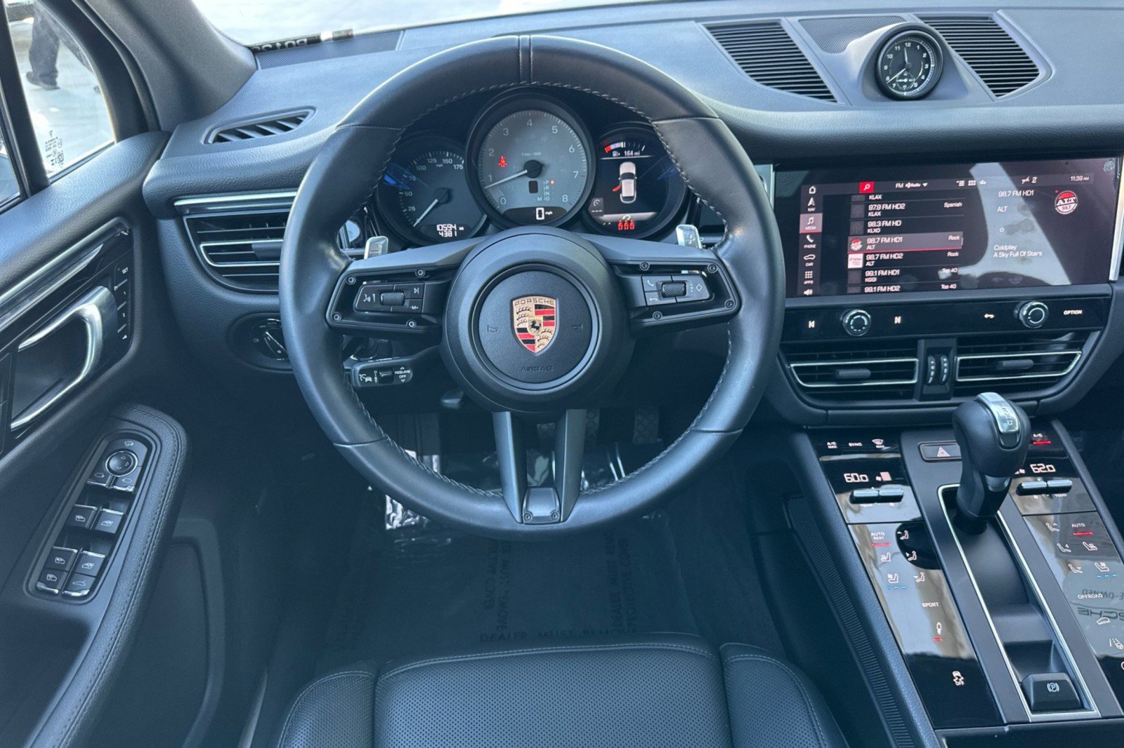 Certified 2023 Porsche Macan S AWD/4WD image 14