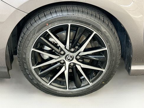 Used 2023 Toyota Camry SE FWD image 34