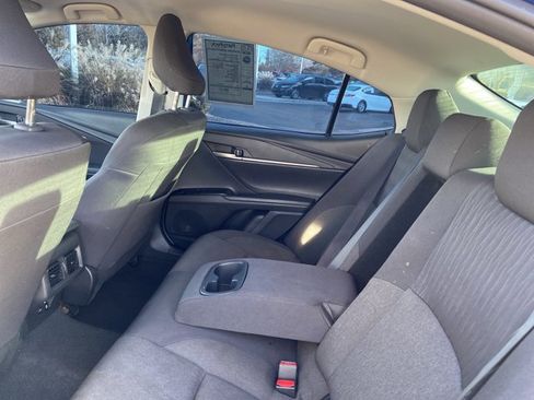 Used 2025 Toyota Camry LE image 16